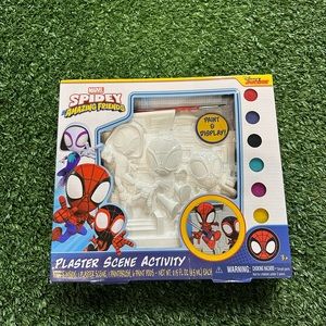 Marvel Spidey & Friends Plaster Paint Scene Activity